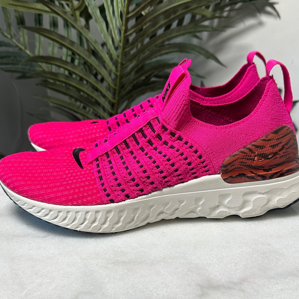 Nike React Phantom Run Flyknit 2 Women's Pink Prime Zebra Slip-On Shoes size 10 - Picture 7 of 8